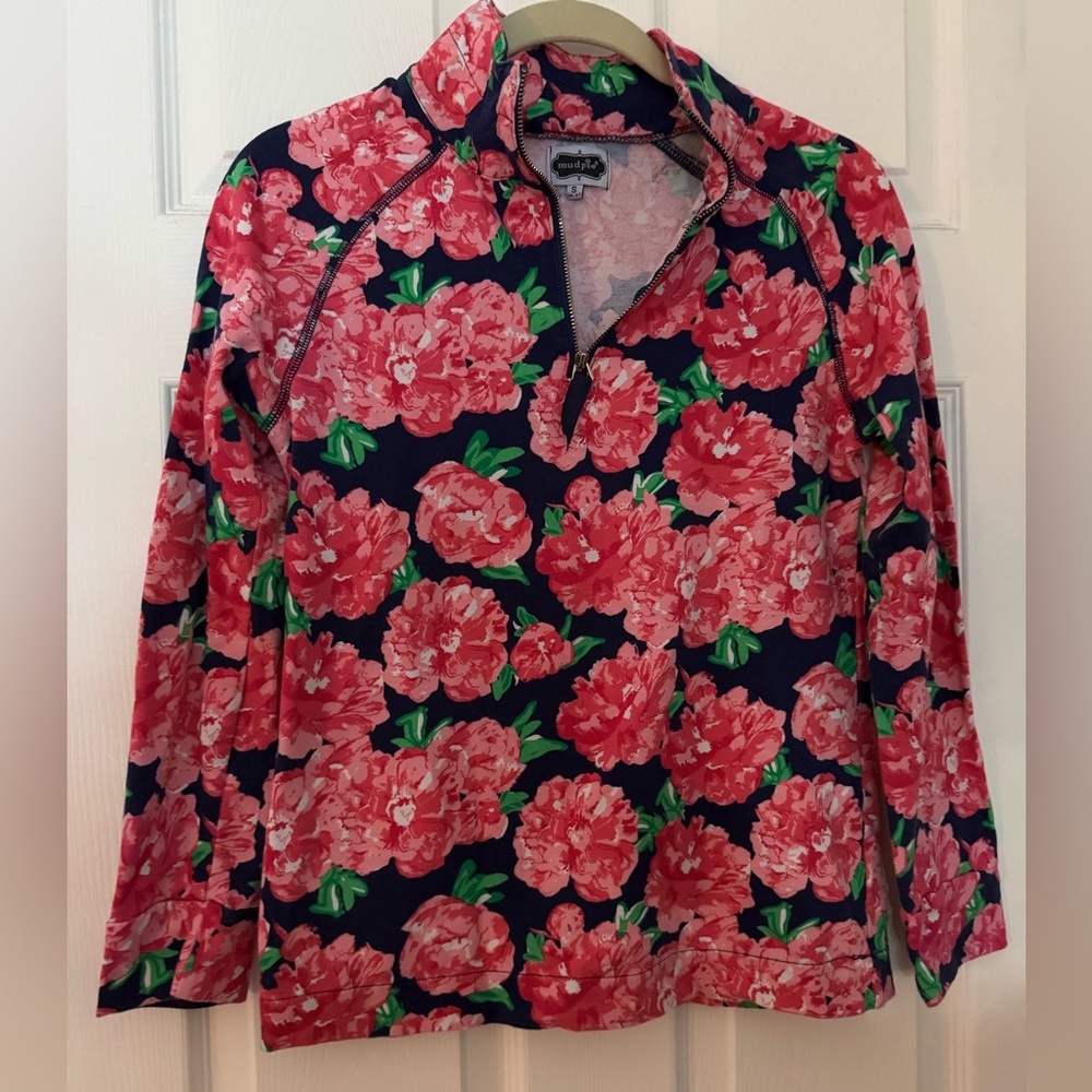 Mud Pie Quarter Zip Up Pullover
Size Small (4-6)